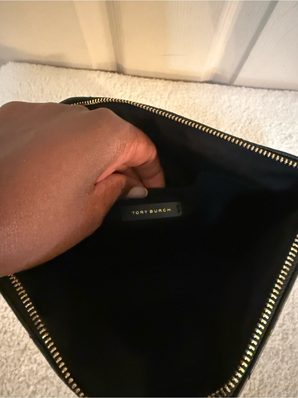 Tory Burch Diamond Kira Pouch - Picture 3 of 6